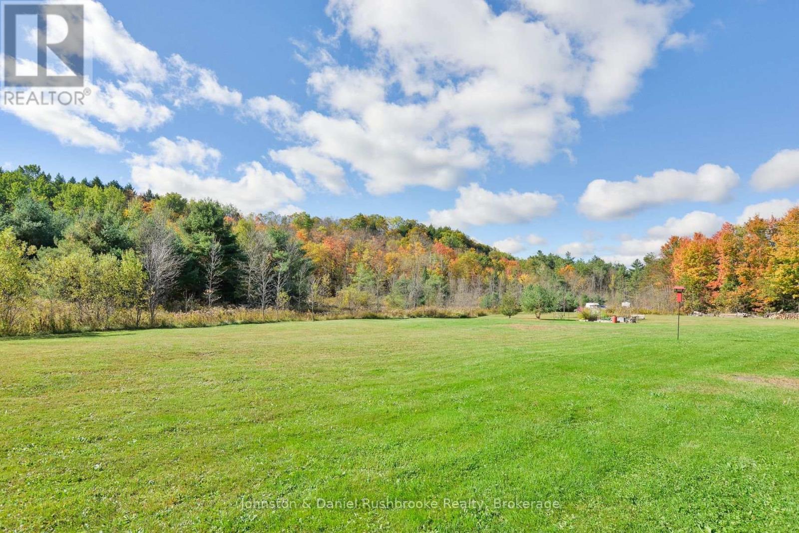 1422 Muskoka Rd 118 Road W, Bracebridge (Monck (Bracebridge)), Ontario  P1L 1W8 - Photo 7 - X12467658