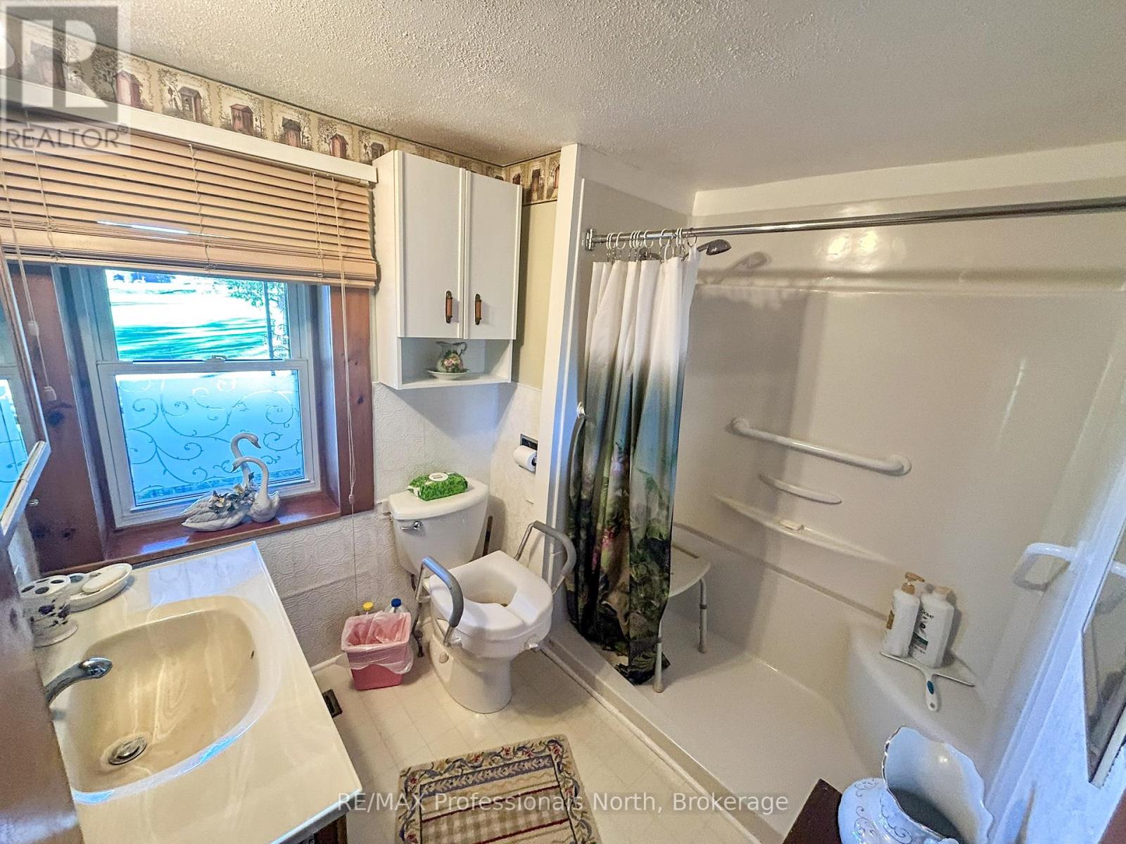 1067 Yankee Line, Selwyn, Ontario  K0L 1T0 - Photo 18 - X12467707