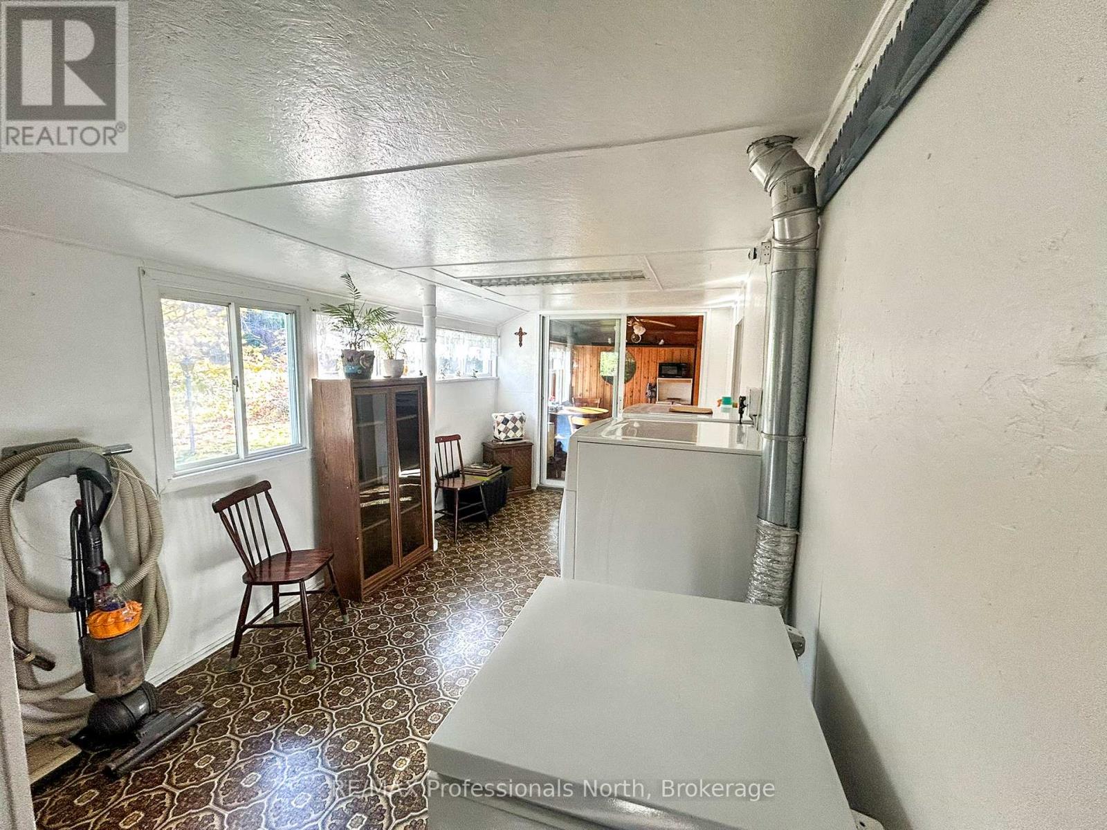 1067 Yankee Line, Selwyn, Ontario  K0L 1T0 - Photo 21 - X12467707