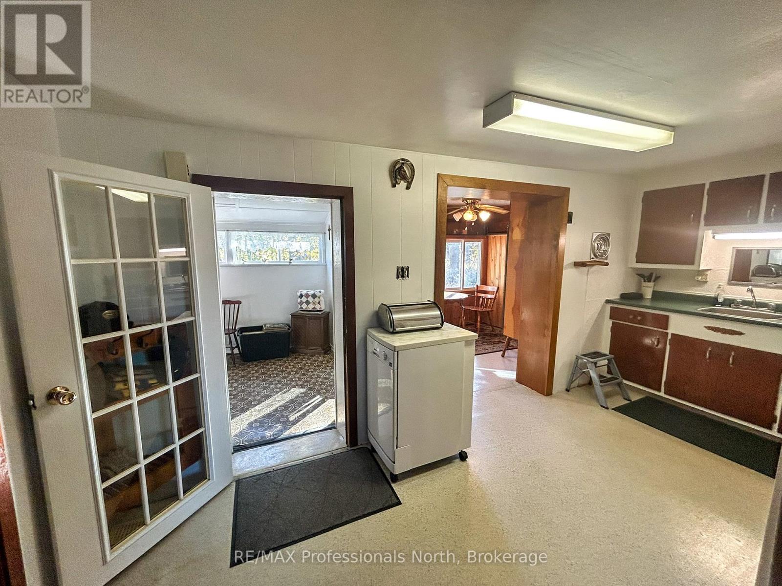 1067 Yankee Line, Selwyn, Ontario  K0L 1T0 - Photo 8 - X12467707
