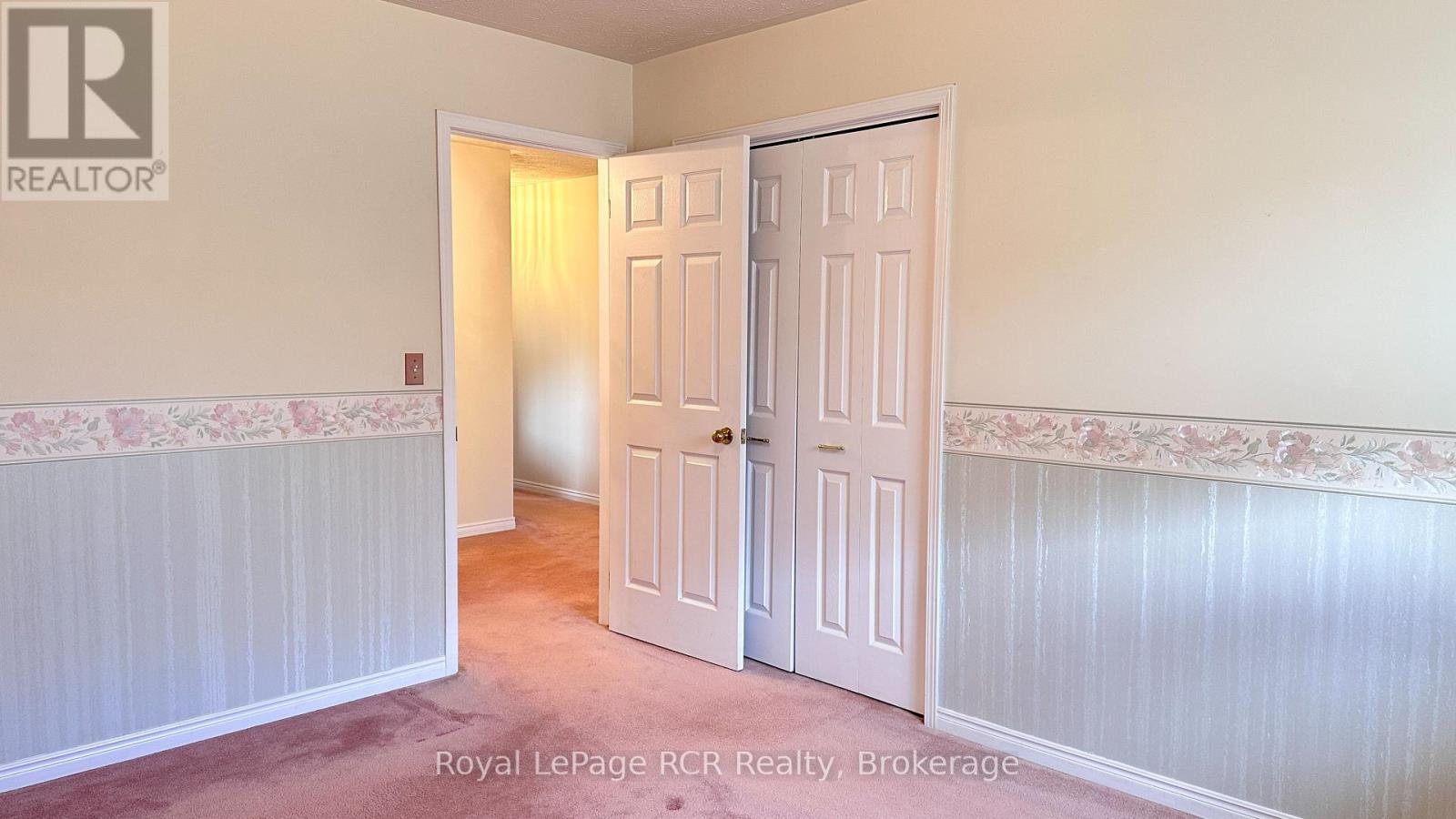 218 4th Street Crescent, Hanover, Ontario  N4N 3S2 - Photo 21 - X12467712