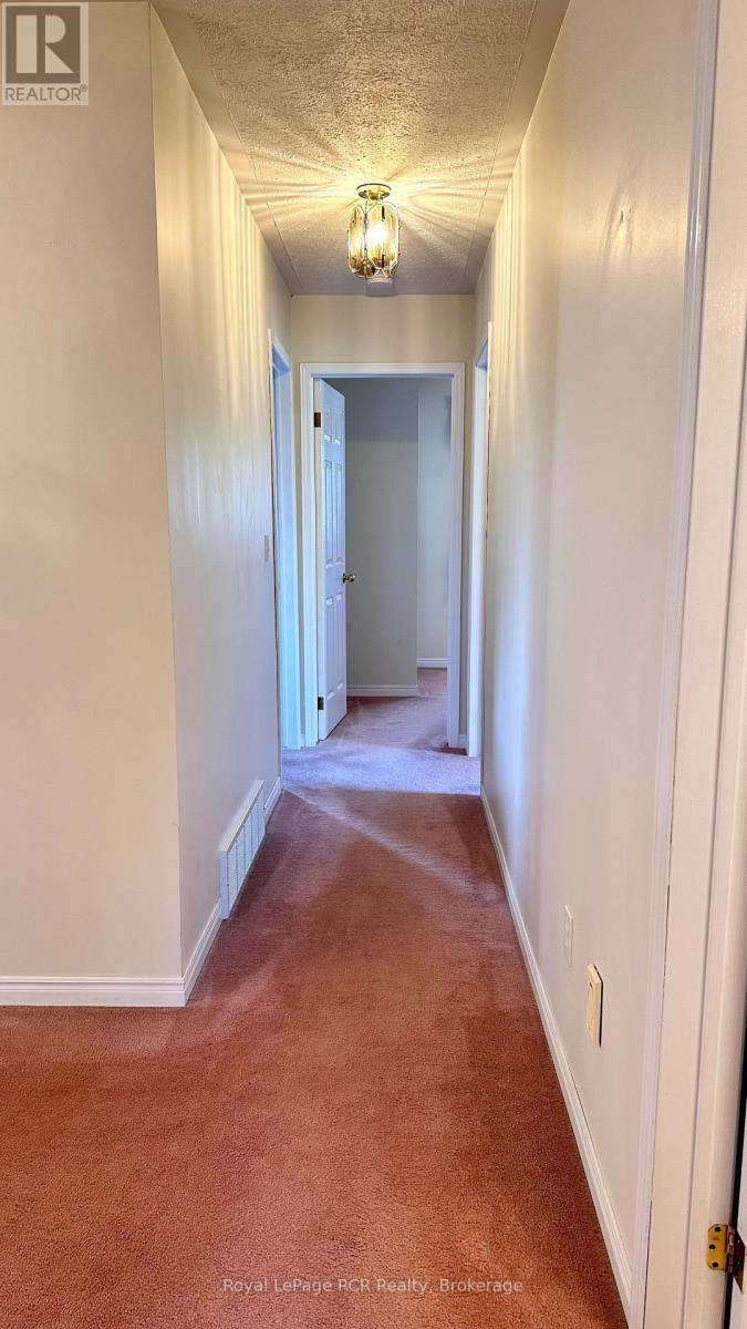 218 4th Street Crescent, Hanover, Ontario  N4N 3S2 - Photo 24 - X12467712