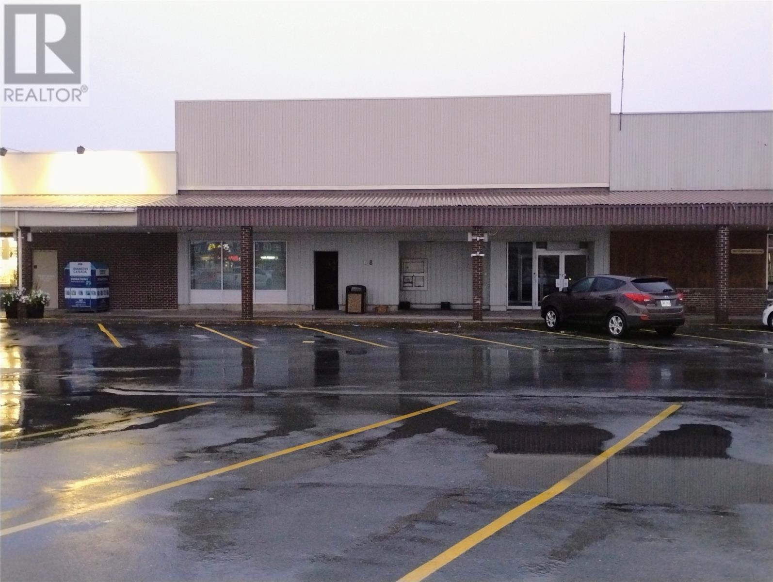 68-70 Elizabeth Drive, Gander, Newfoundland & Labrador  A1V 1T3 - Photo 1 - 1291658