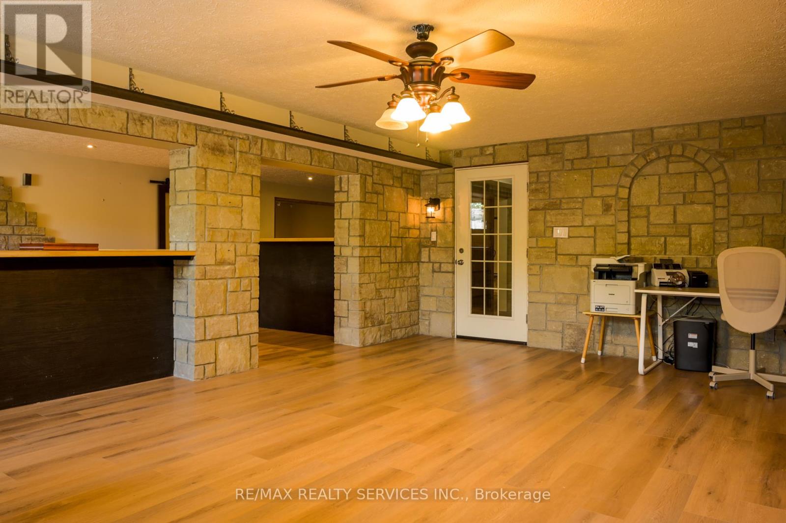 214 & 218 Maple Avenue S, Brant, Ontario  N0E 1A0 - Photo 19 - X12441998