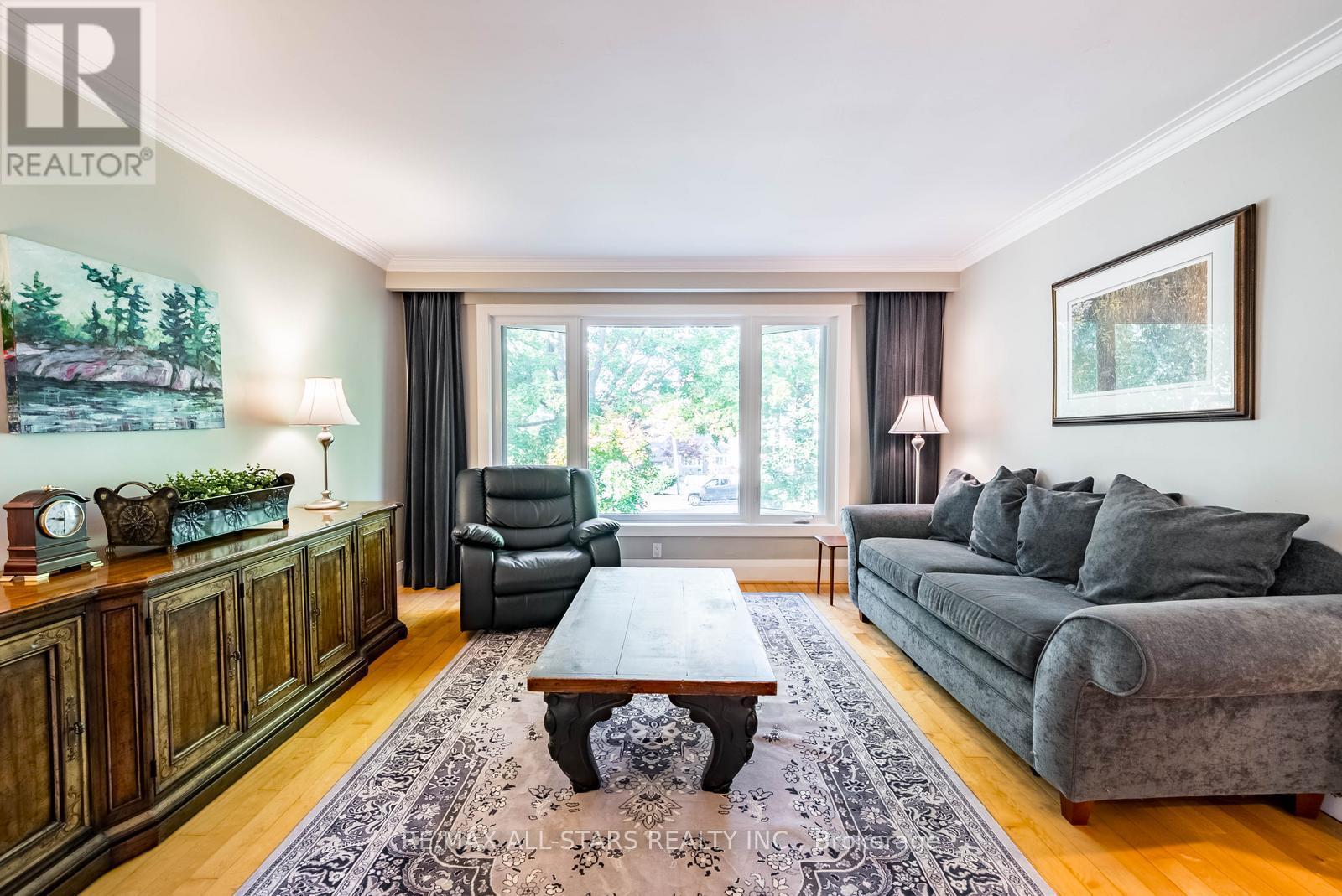 55 Larwood Boulevard, Toronto, Ontario  M1M 2M6 - Photo 9 - E12467616