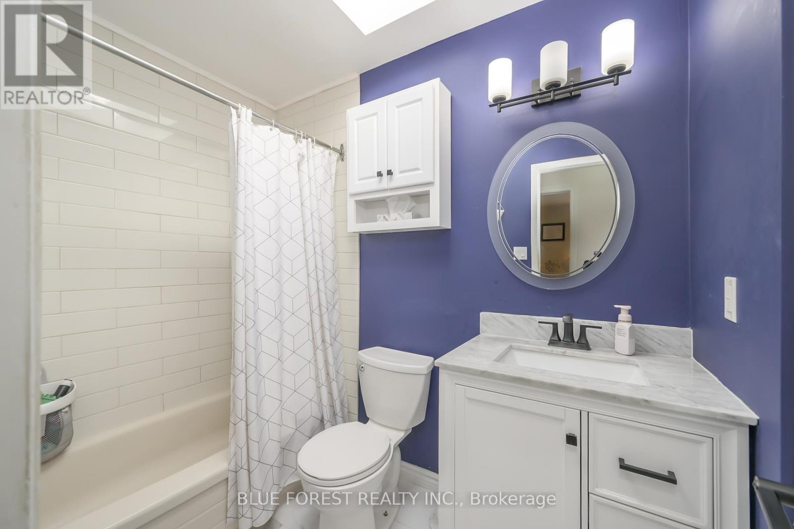162 Olympic Crescent, London North, Ontario  N6G 3P7 - Photo 11 - X12467660
