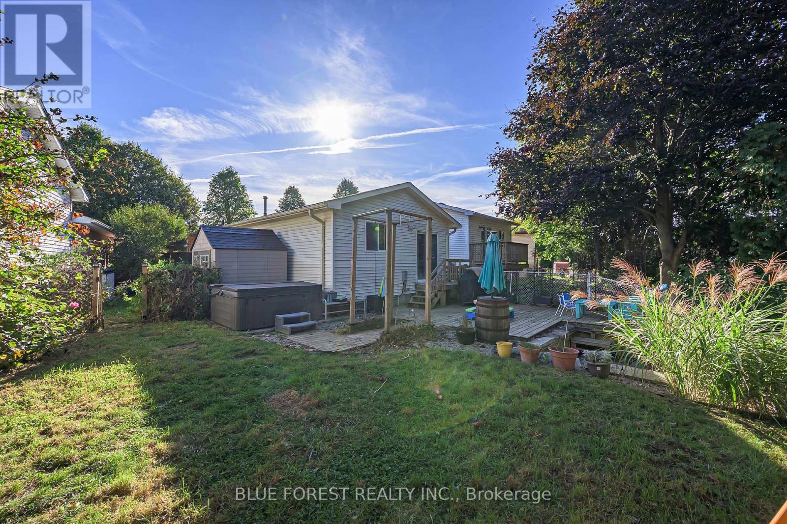 162 Olympic Crescent, London North, Ontario  N6G 3P7 - Photo 16 - X12467660