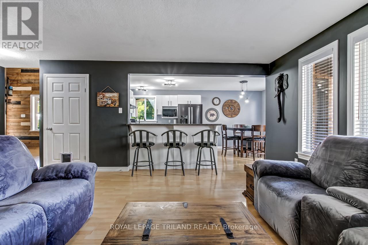 6696 Beattie Street, London South, Ontario  N6P 1T6 - Photo 15 - X12467778
