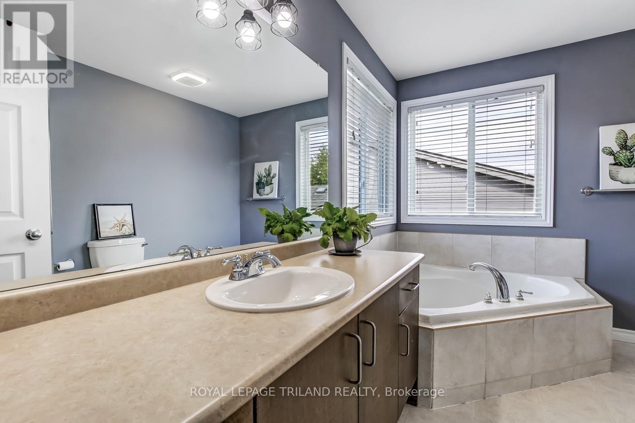 6696 Beattie Street, London South, Ontario  N6P 1T6 - Photo 23 - X12467778