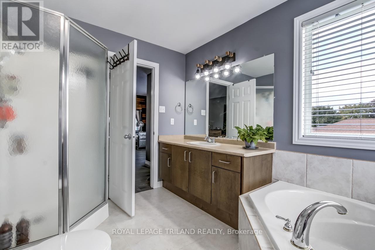 6696 Beattie Street, London South, Ontario  N6P 1T6 - Photo 24 - X12467778