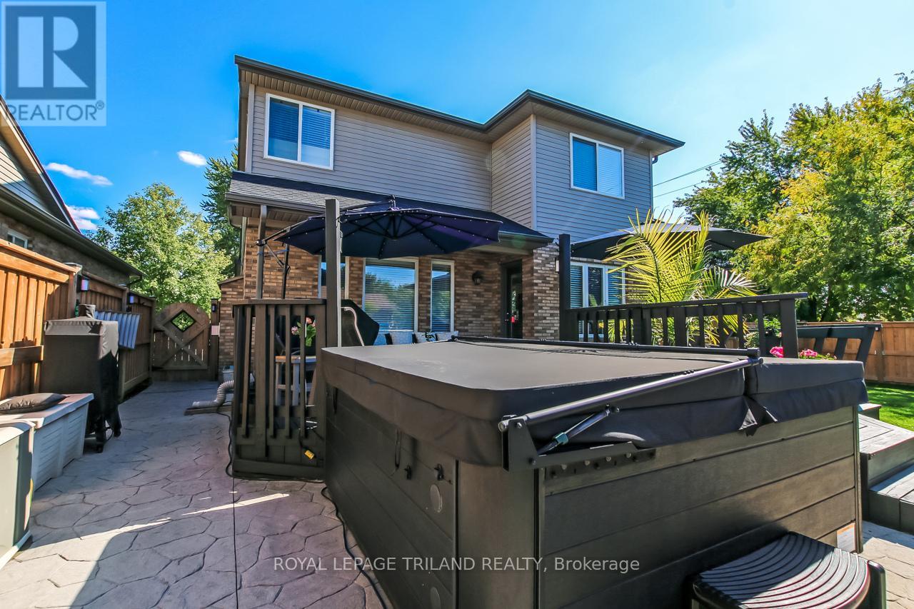 6696 Beattie Street, London South, Ontario  N6P 1T6 - Photo 36 - X12467778