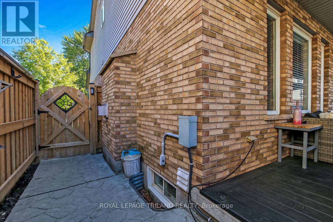 6696 Beattie Street, London South, Ontario  N6P 1T6 - Photo 43 - X12467778