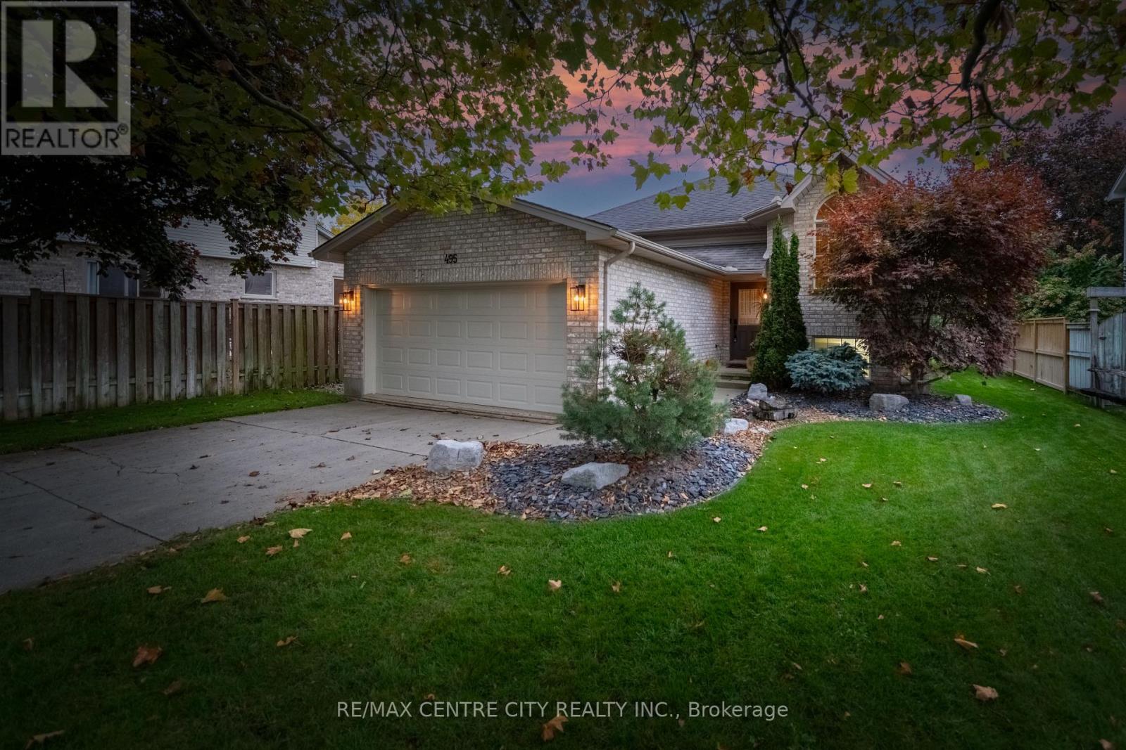 495 RIVERVIEW DRIVE, Strathroy-Caradoc, Ontario