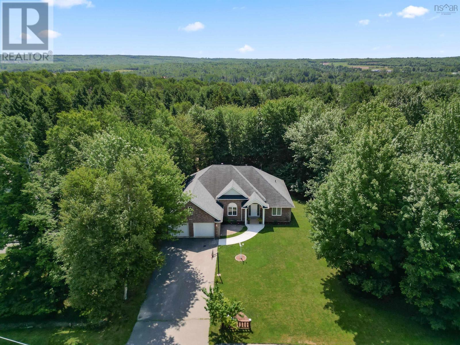 27 Somerset Drive, Bible Hill, Nova Scotia  B6L 4J3 - Photo 2 - 202519128