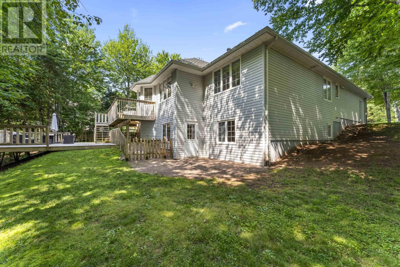 27 Somerset Drive, Bible Hill, Nova Scotia  B6L 4J3 - Photo 5 - 202519128