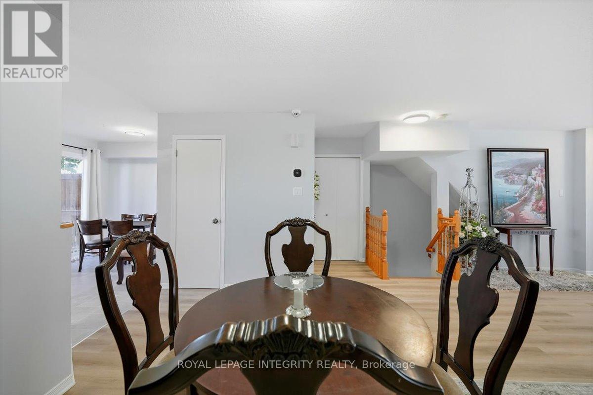 4471 Harper Avenue, Ottawa, Ontario  K1J 1C9 - Photo 9 - X12467693