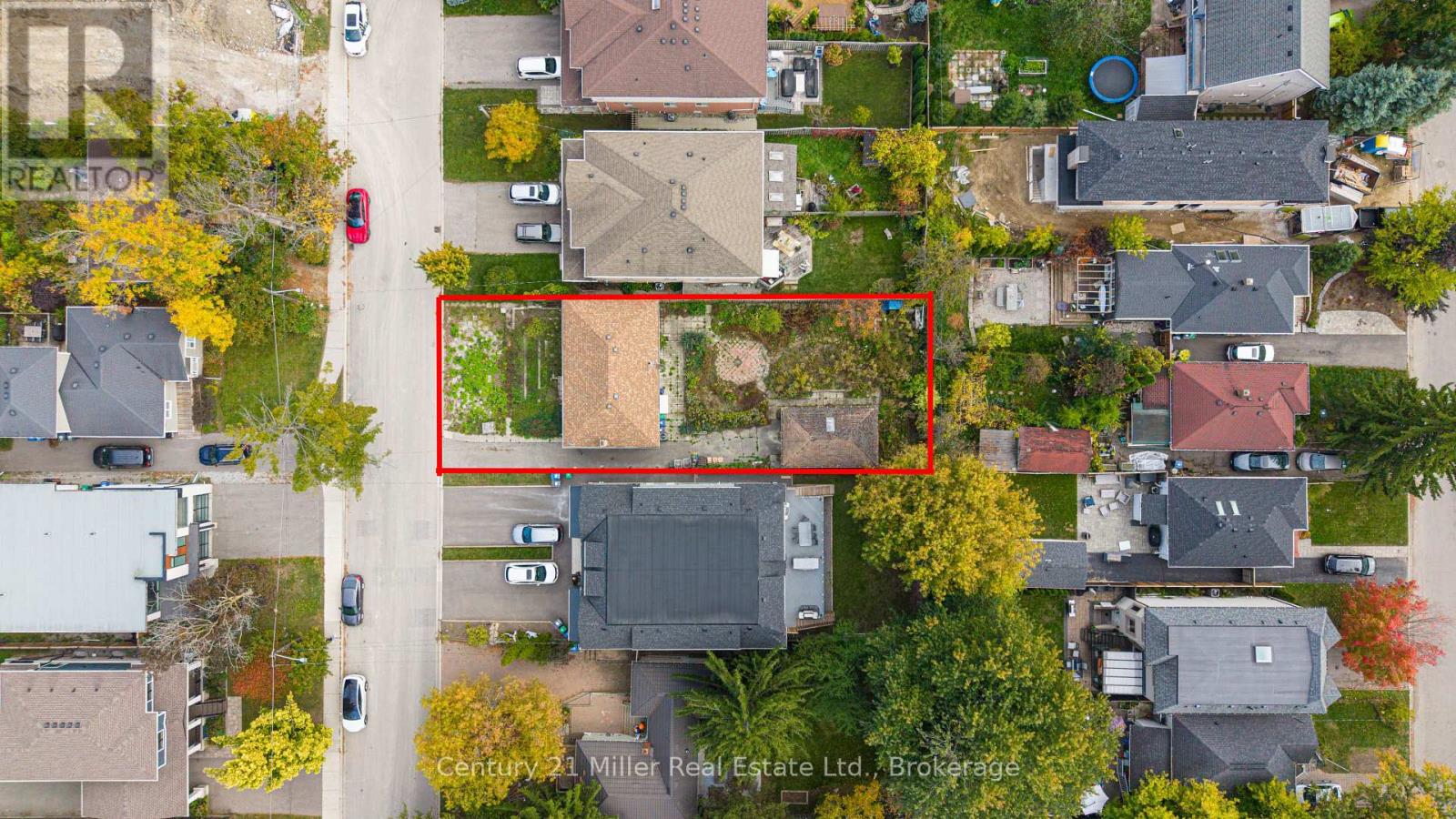 46 Woodlawn Avenue, Mississauga, Ontario  L5G 3K6 - Photo 21 - W12467684