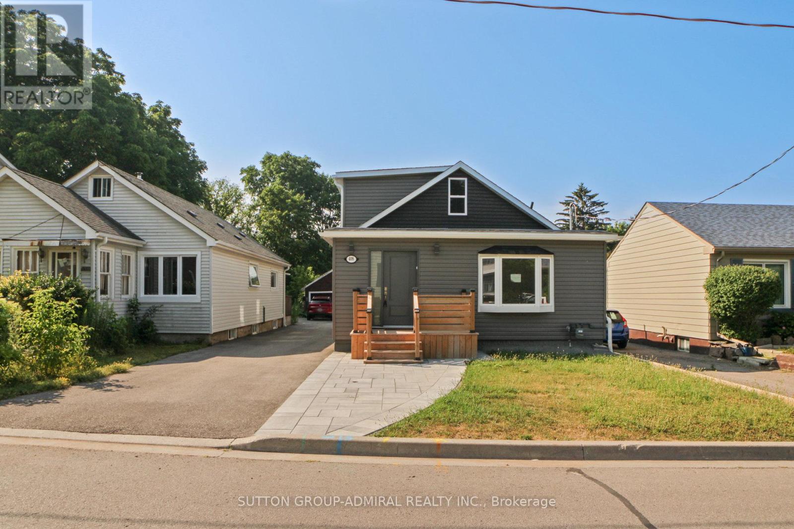 408 Andrew Street, Newmarket, Ontario  L3Y 1H4 - Photo 2 - N12467621