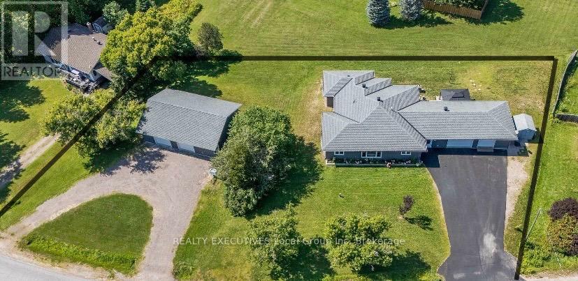 98 Memorial Park Drive E, Powassan, Ontario  P0H 1Z0 - Photo 40 - X12467810