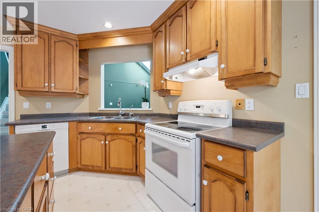 66 Kortright Road E, Guelph, Ontario  N1G 4N8 - Photo 12 - 40779973