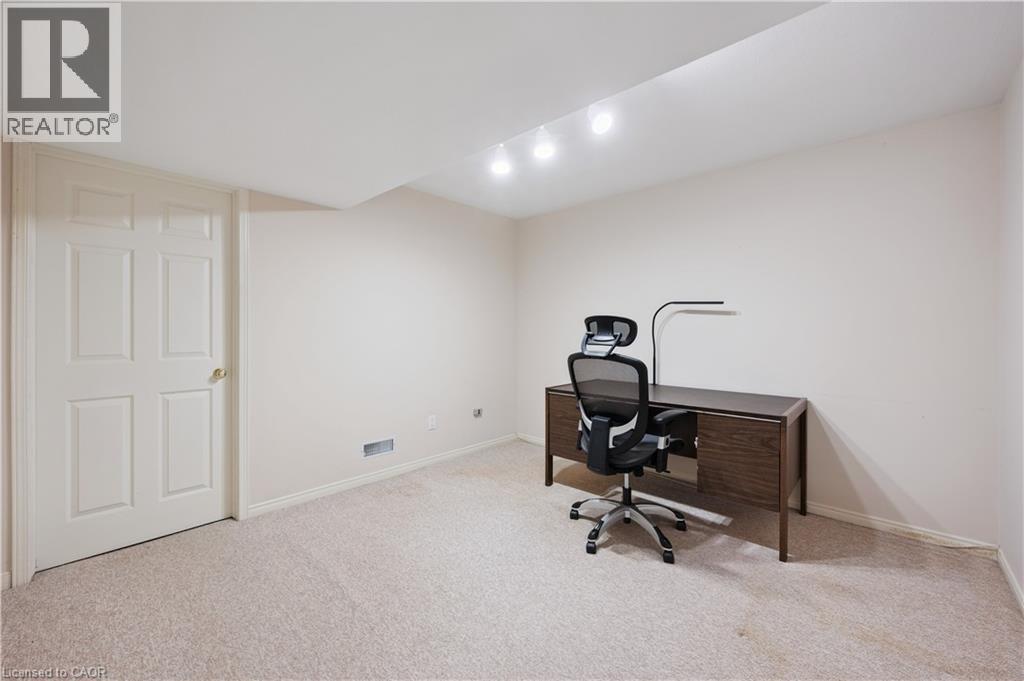 66 Kortright Road E, Guelph, Ontario  N1G 4N8 - Photo 36 - 40779973