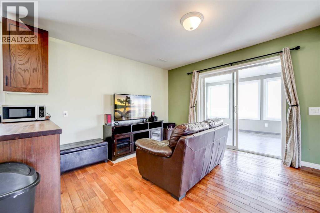 2102 214 Street, Bellevue, Alberta  T0K 0C0 - Photo 26 - A2238491