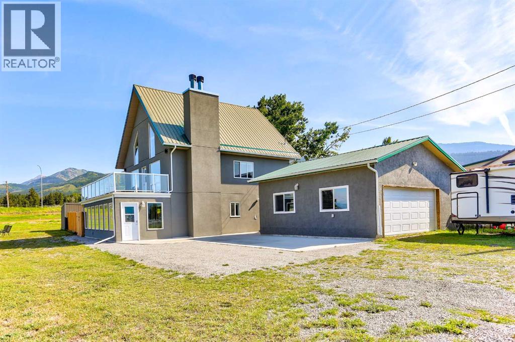 2102 214 Street, Bellevue, Alberta  T0K 0C0 - Photo 39 - A2238491