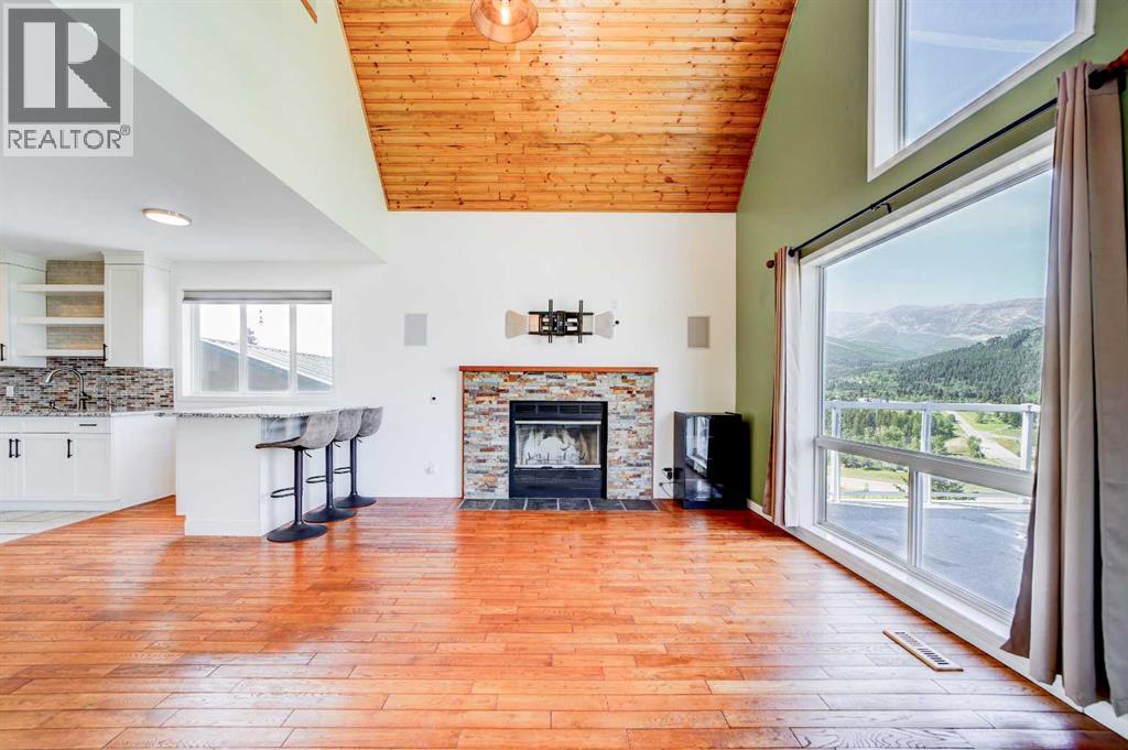 2102 214 Street, Bellevue, Alberta  T0K 0C0 - Photo 12 - A2238491