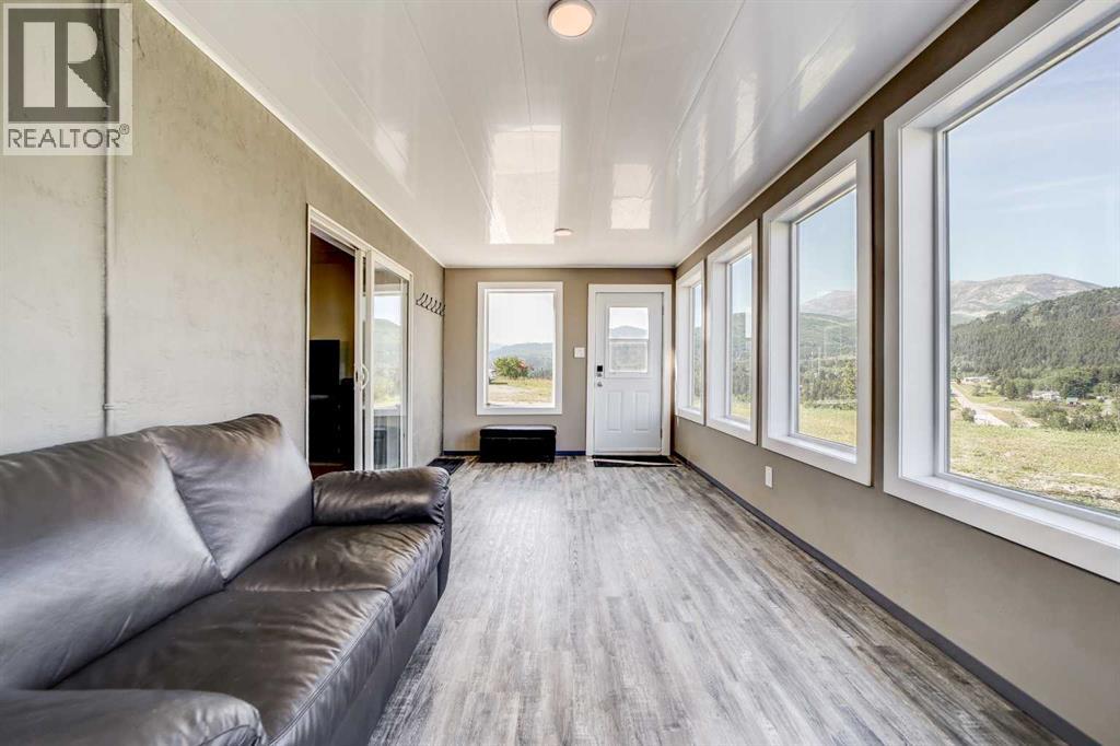 2102 214 Street, Bellevue, Alberta  T0K 0C0 - Photo 22 - A2238491