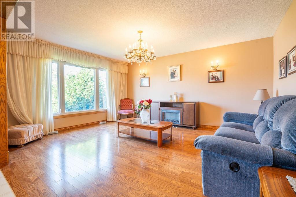 20 Admiral Dr, Sault Ste. Marie, Ontario  P6C 5W3 - Photo 11 - SM253001