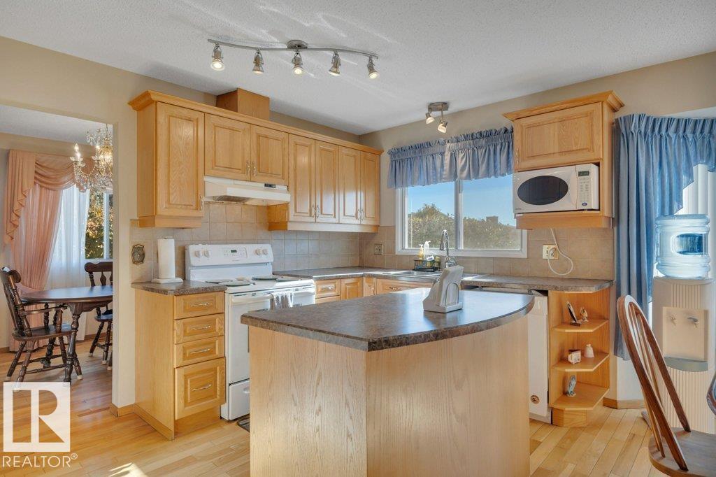 1117 77 St Nw, Edmonton, Alberta  T6K 3G4 - Photo 13 - E4462449