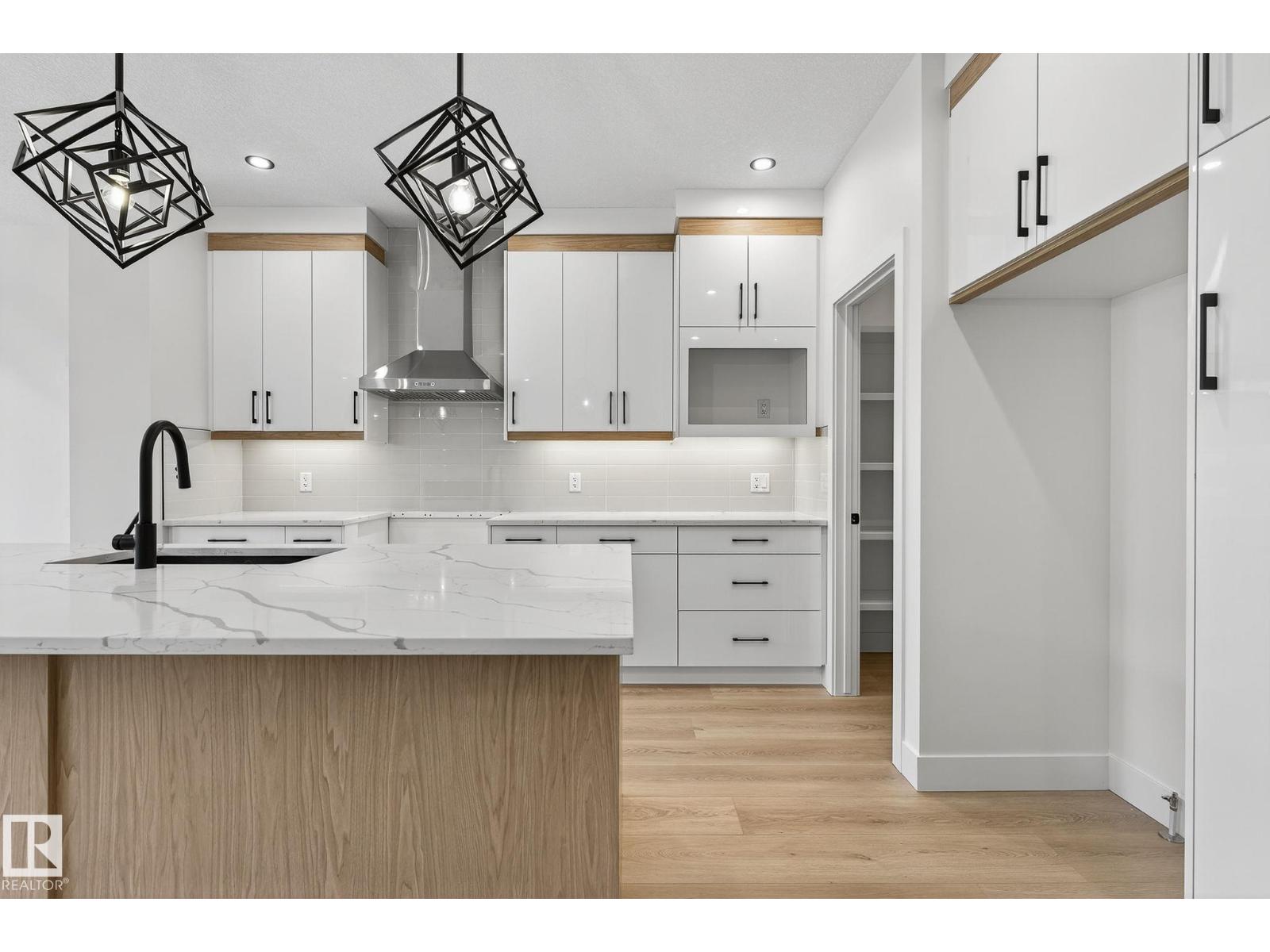 136 Wyatt Rg, Fort Saskatchewan, Alberta  T8L 3L7 - Photo 2 - E4462450