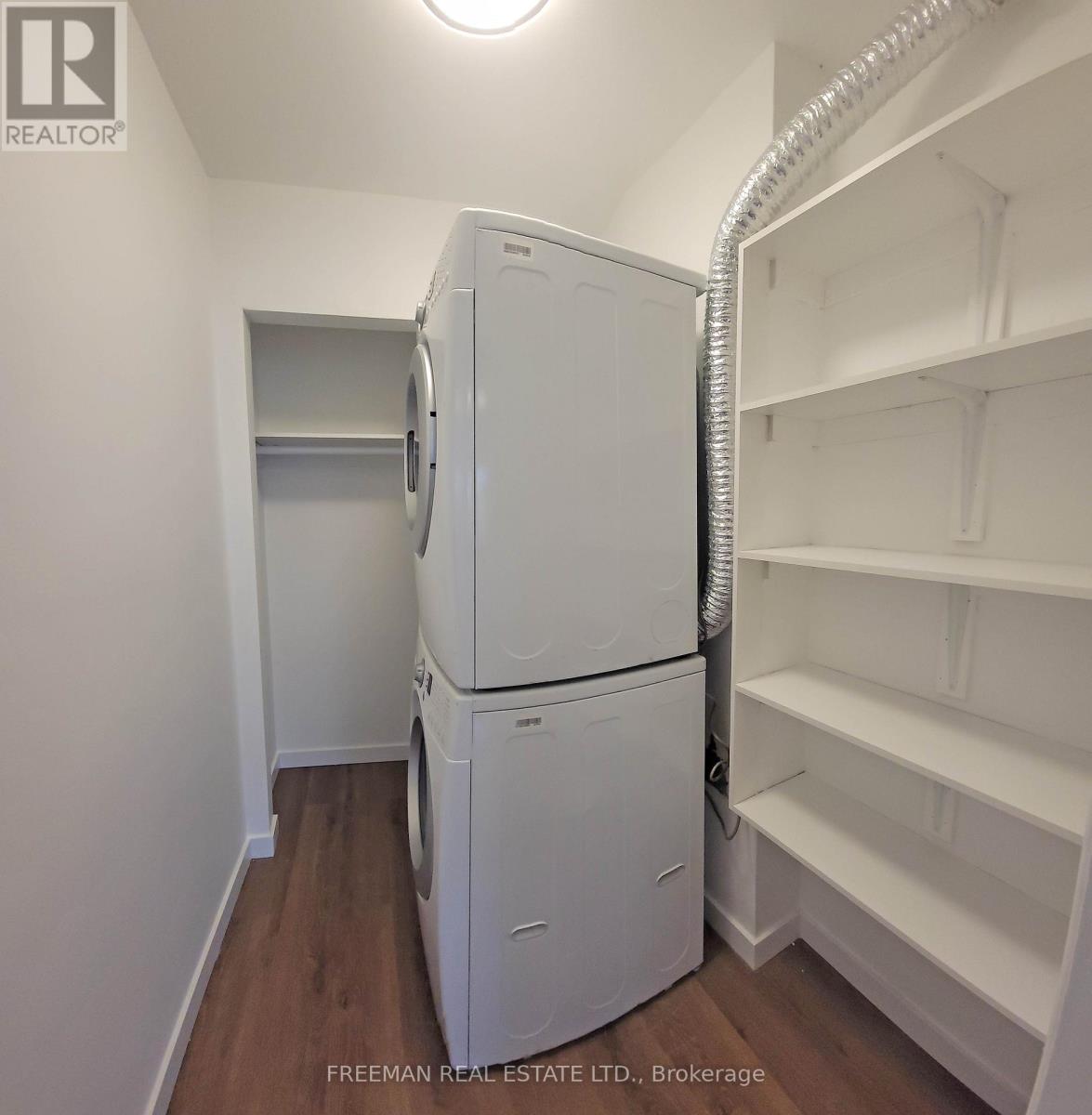 Apt. 2 - 266 Marlee Avenue, Toronto, Ontario  M6B 3H7 - Photo 8 - W12467595