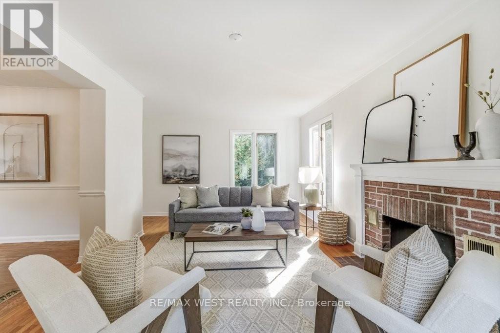 47 Breadner Drive, Toronto, Ontario  M9R 3M5 - Photo 18 - W12467623