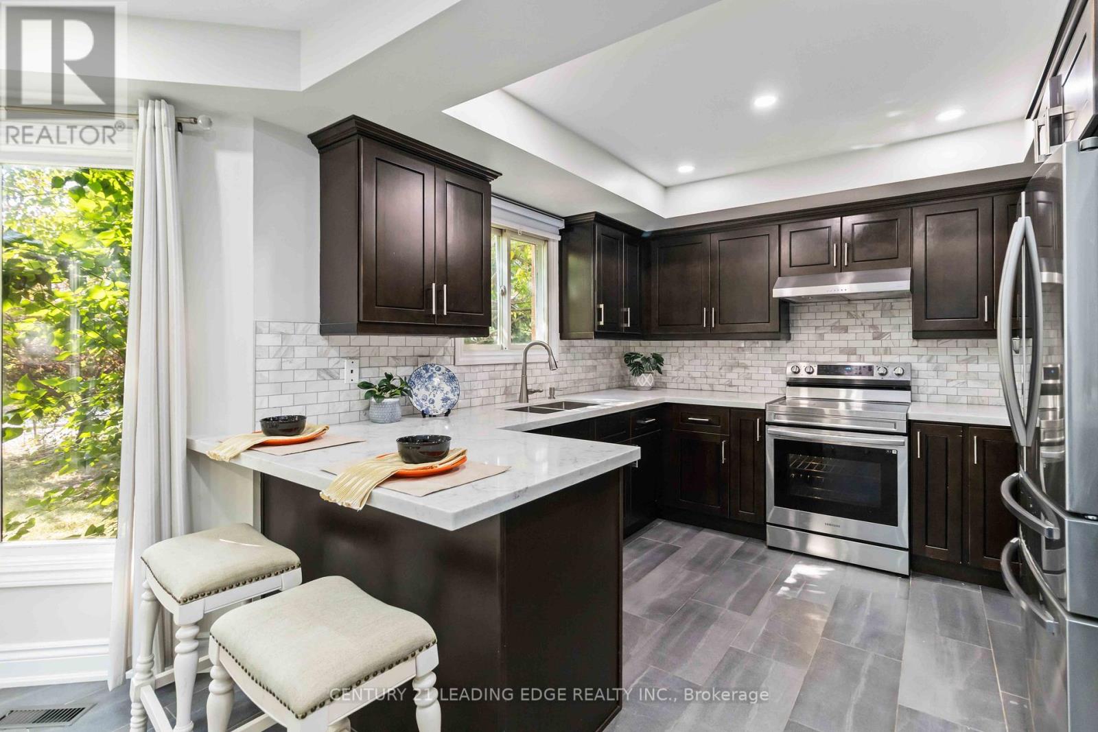 5201 Champlain Trail, Mississauga, Ontario  L5R 3B1 - Photo 14 - W12467634