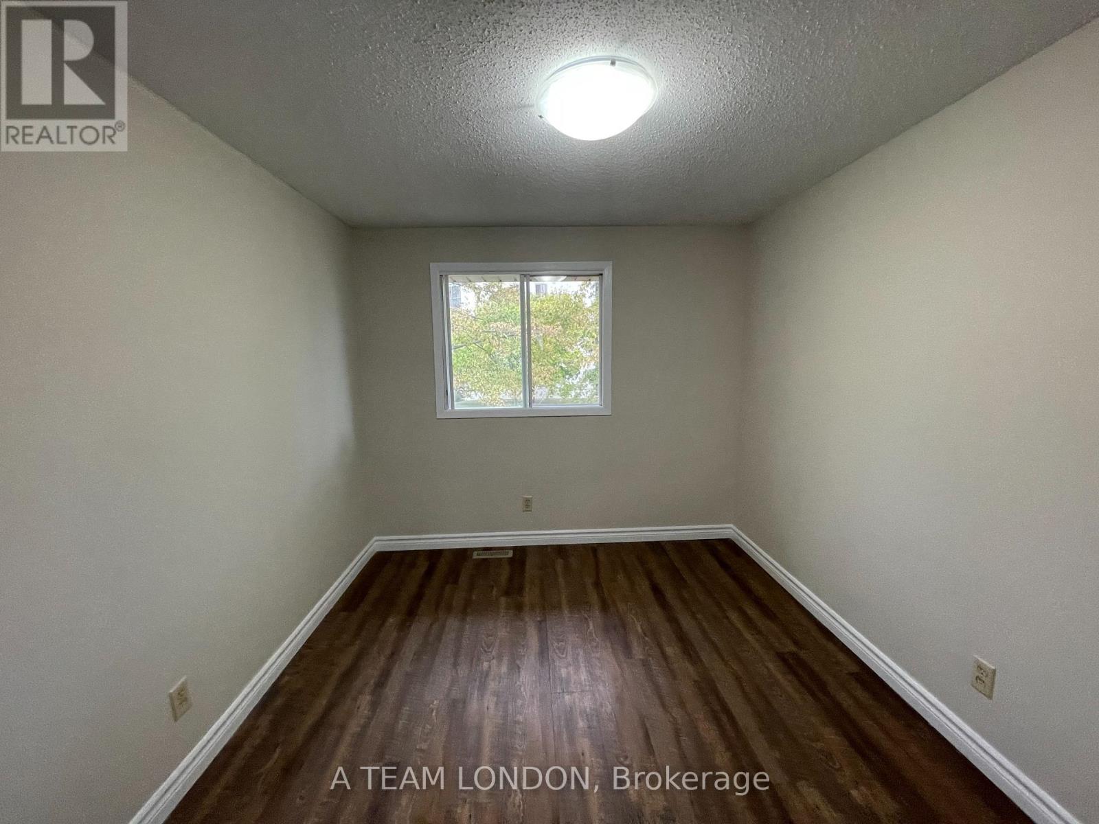 33 - 126 Belmont Drive, London South, Ontario  N6J 4W1 - Photo 19 - X12467803