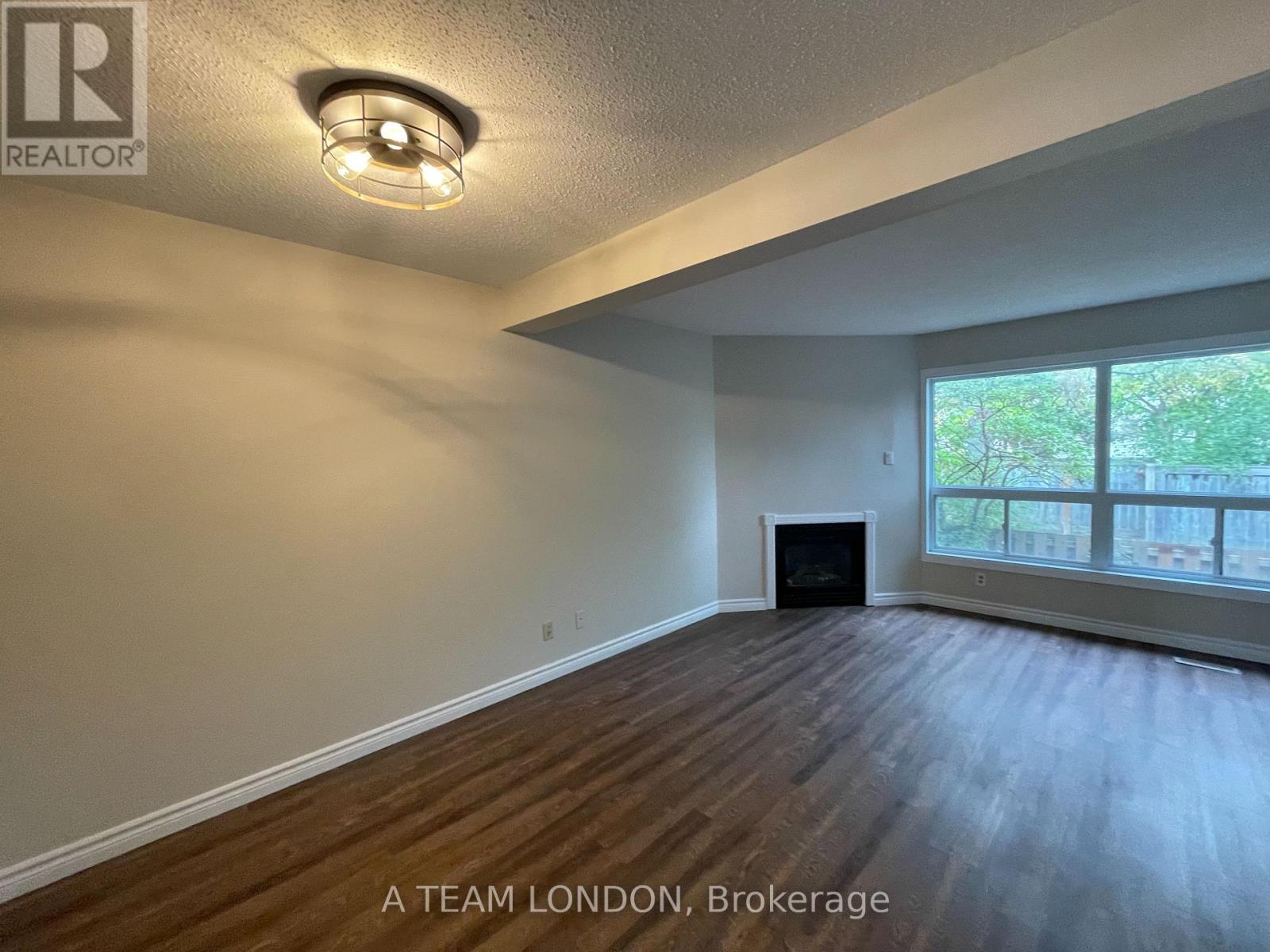 33 - 126 Belmont Drive, London South, Ontario  N6J 4W1 - Photo 7 - X12467803