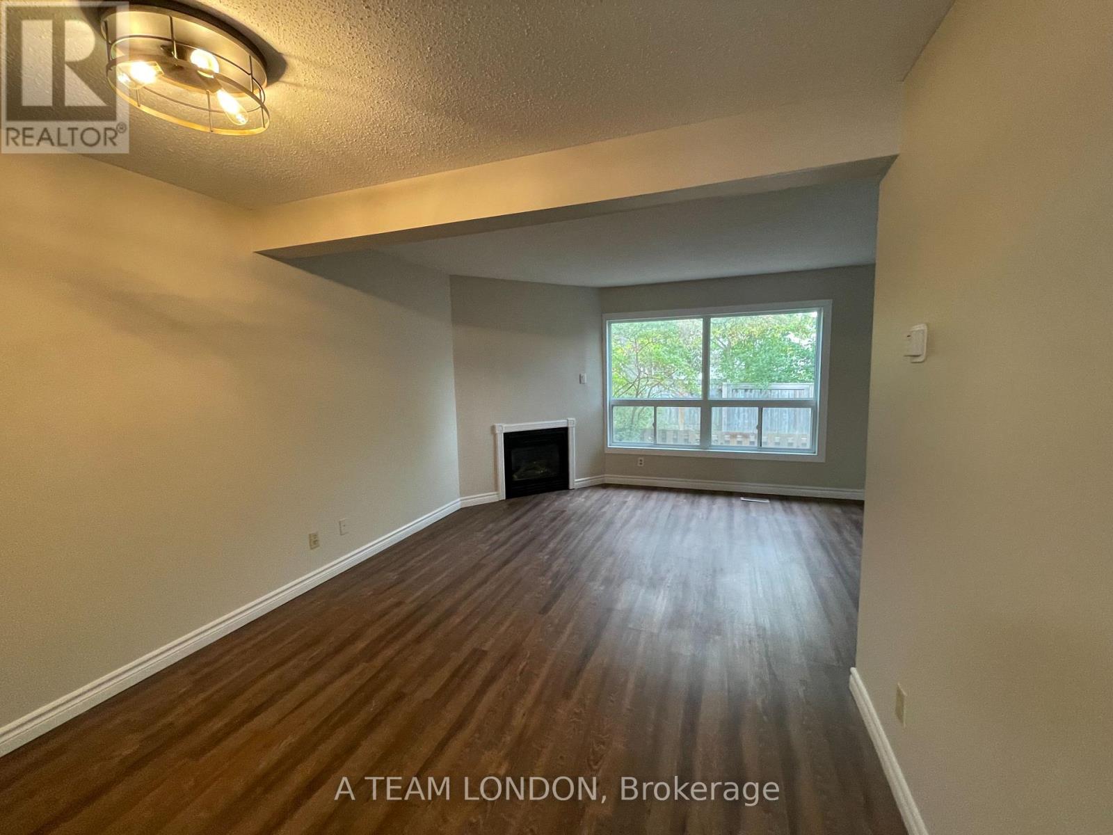 33 - 126 Belmont Drive, London South, Ontario  N6J 4W1 - Photo 8 - X12467803