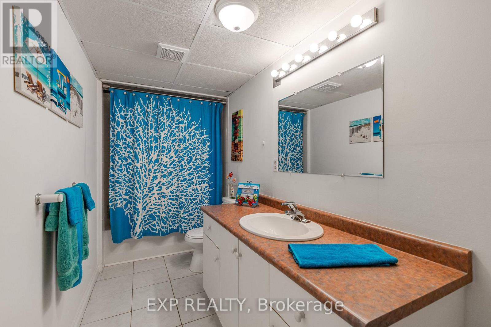 10 Vega Crescent, Hamilton, Ontario  L8E 4S7 - Photo 37 - X12467577