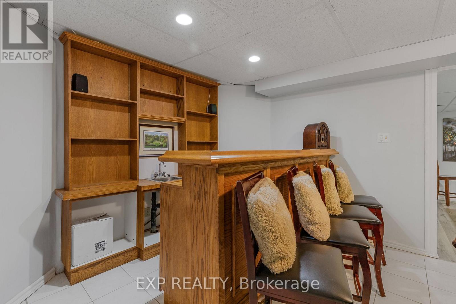 10 Vega Crescent, Hamilton, Ontario  L8E 4S7 - Photo 42 - X12467577