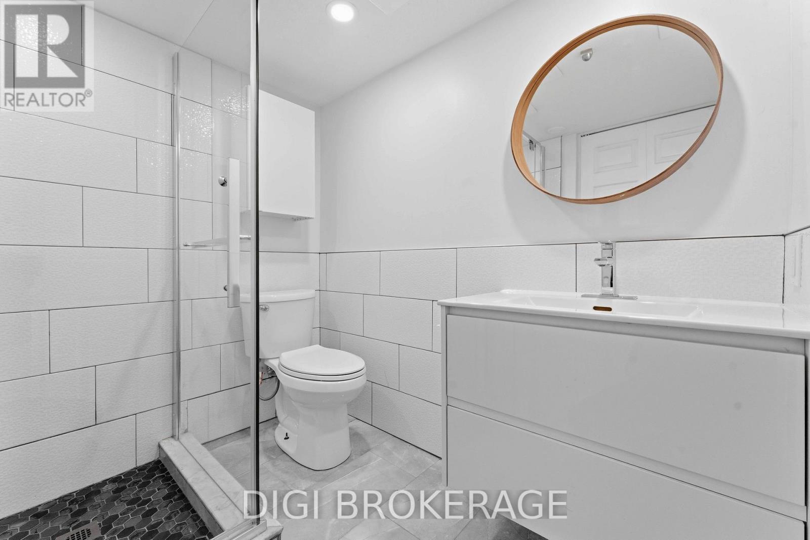 98 Gillespie Crescent, Ottawa, Ontario  K1V 0J2 - Photo 35 - X12465269