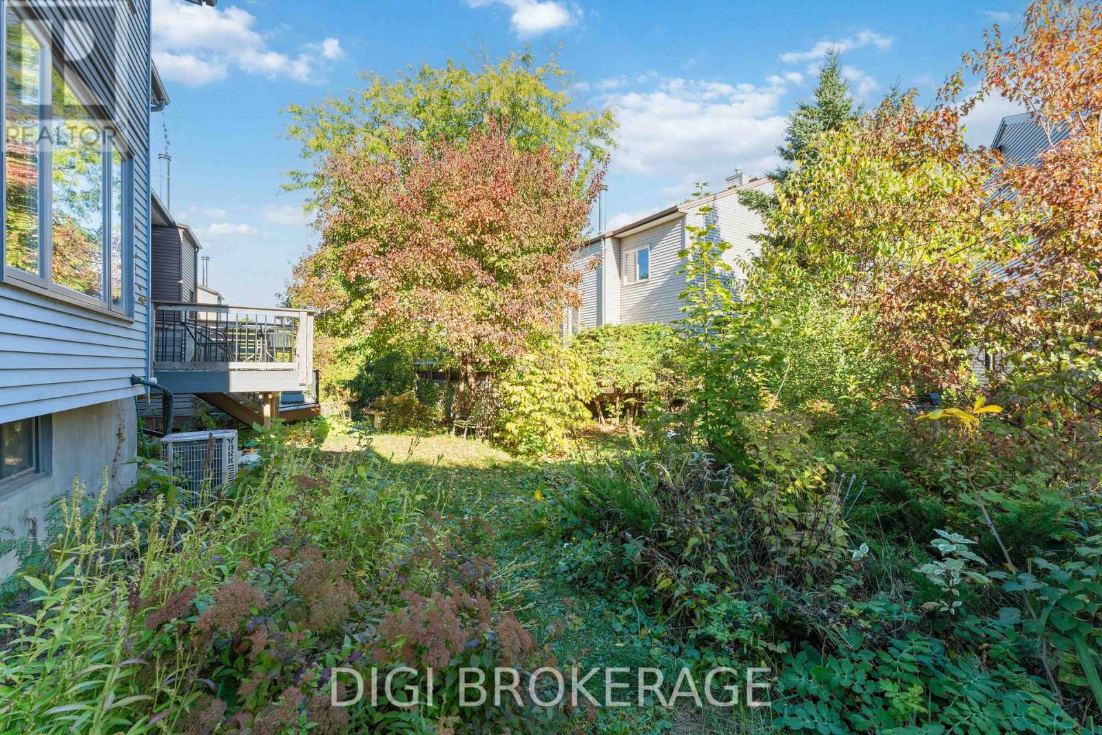 98 Gillespie Crescent, Ottawa, Ontario  K1V 0J2 - Photo 45 - X12465269