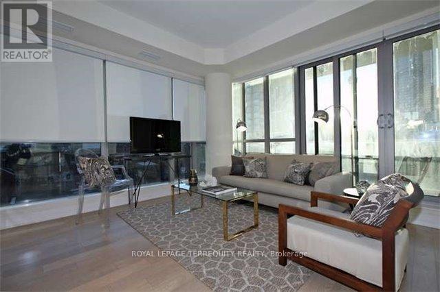 609 - 55 Front Street E, Toronto, Ontario  M5E 0A7 - Photo 5 - C12467648