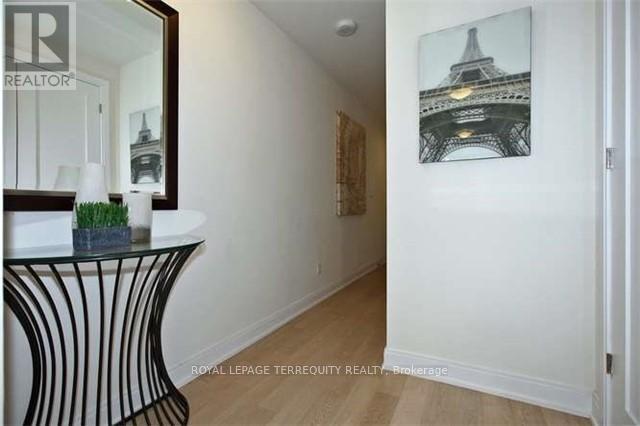 609 - 55 Front Street E, Toronto, Ontario  M5E 0A7 - Photo 7 - C12467648