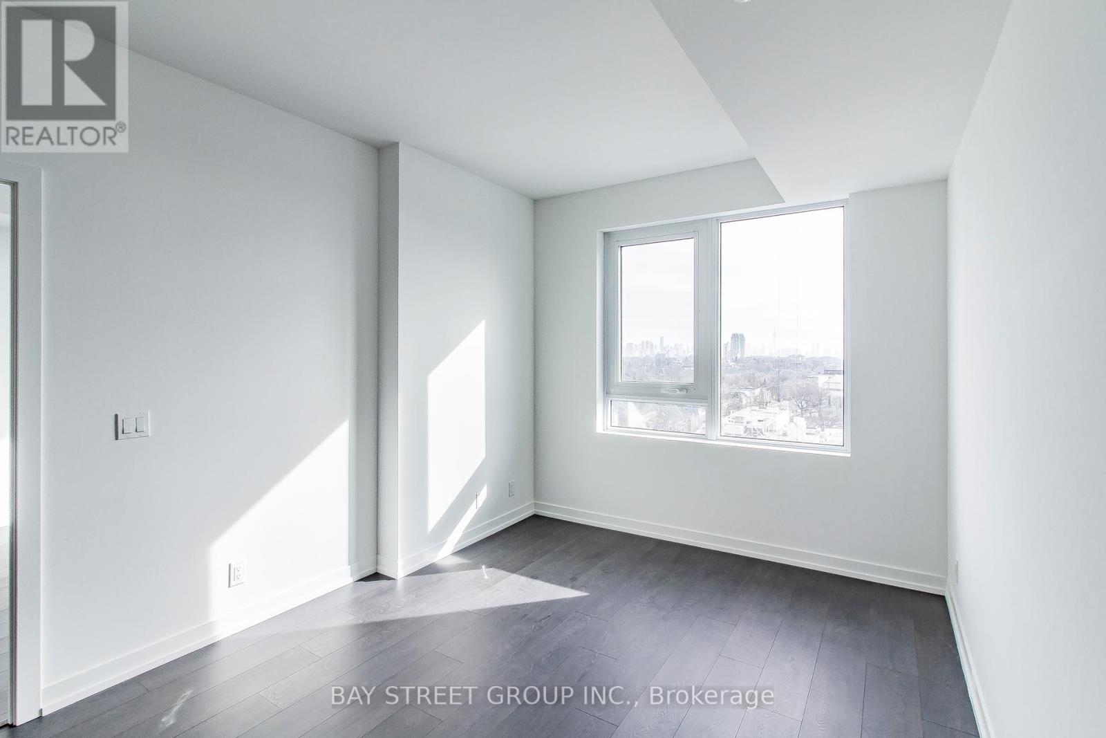 1203 - 2020 Bathurst Street, Toronto, Ontario  M5P 0A6 - Photo 2 - C12467667