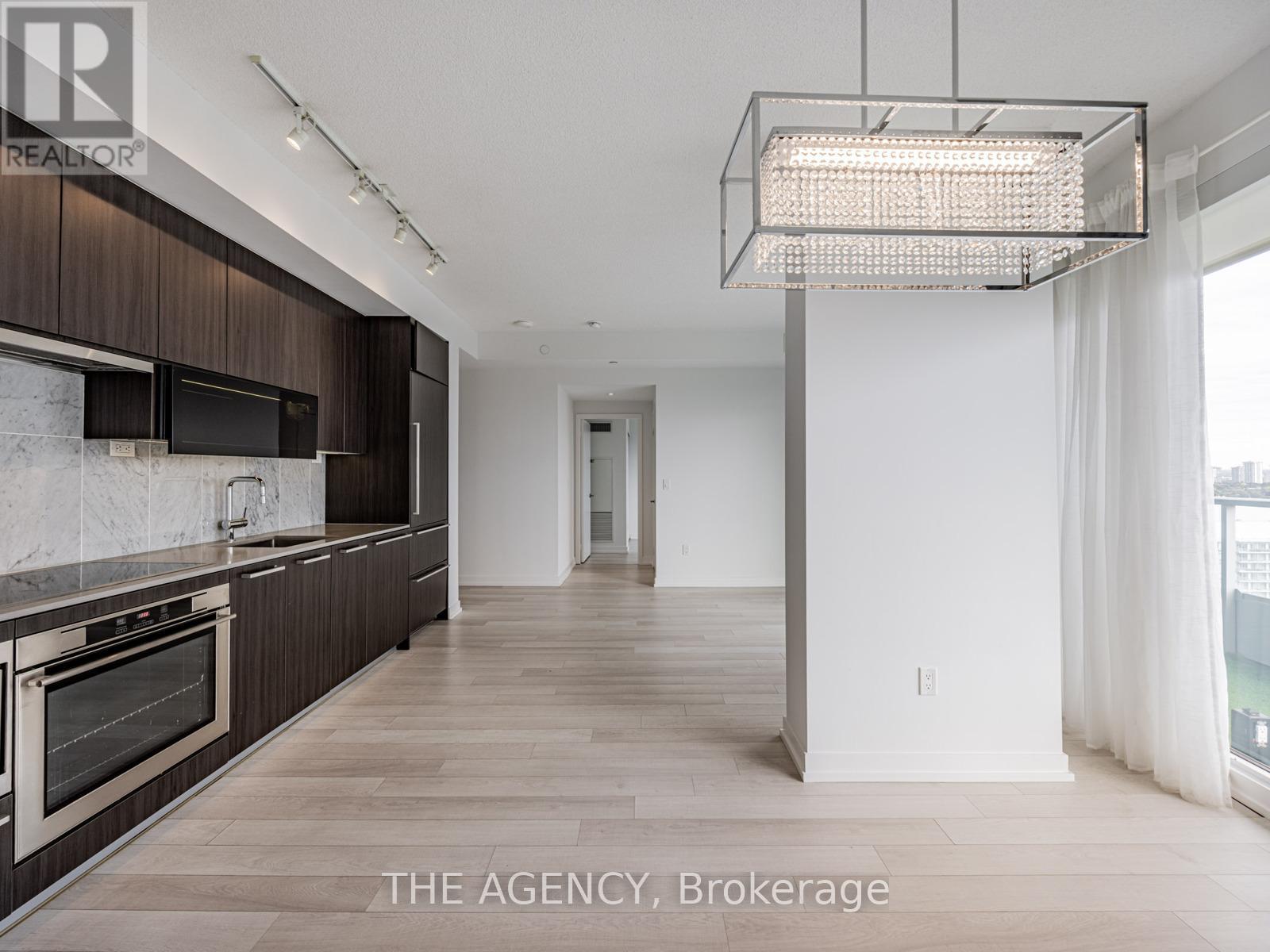 3702 - 117 Mcmahon Drive, Toronto, Ontario  M2K 0E4 - Photo 2 - C12467688