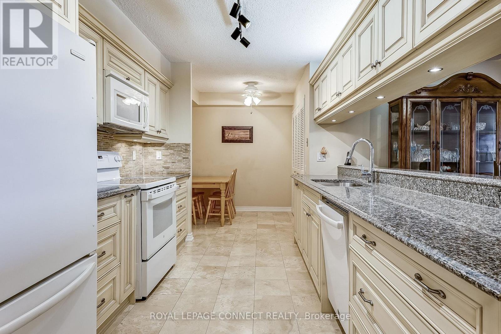 306 - 100 Upper Madison Avenue, Toronto, Ontario  M2N 6M4 - Photo 6 - C12467704