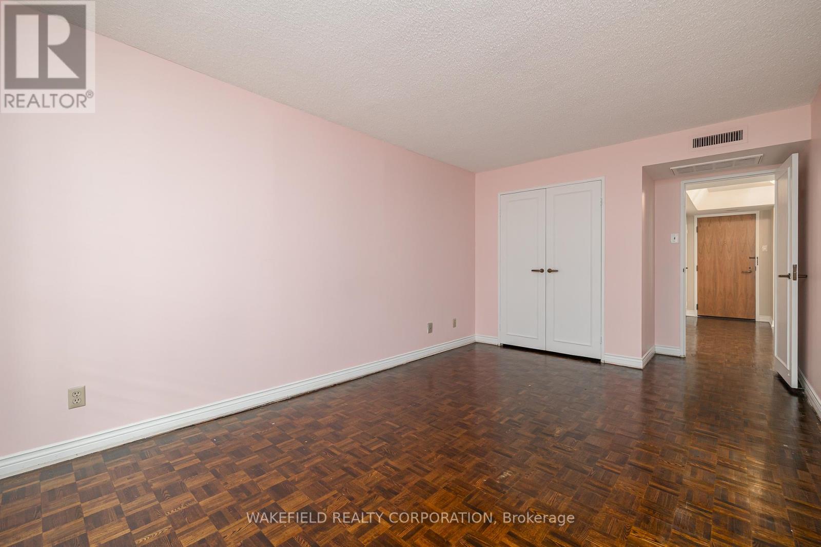 505 - 61 St Clair Avenue W, Toronto, Ontario  M4V 2Y8 - Photo 11 - C12467741