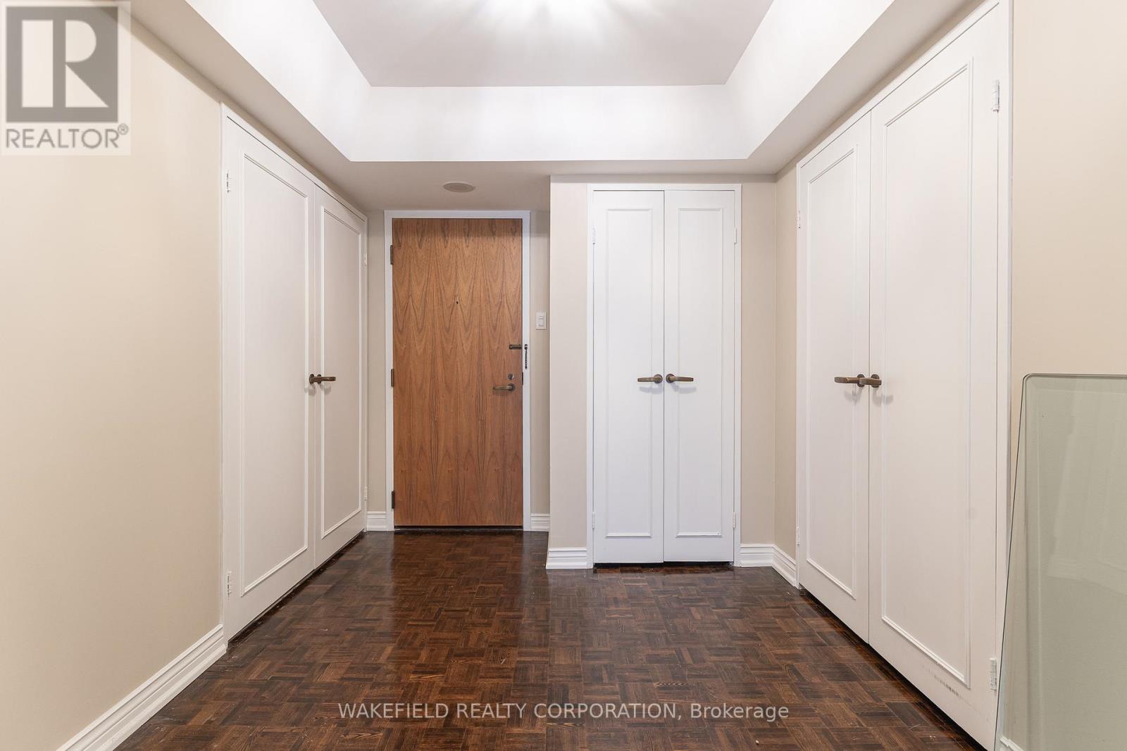 505 - 61 St Clair Avenue W, Toronto, Ontario  M4V 2Y8 - Photo 8 - C12467741