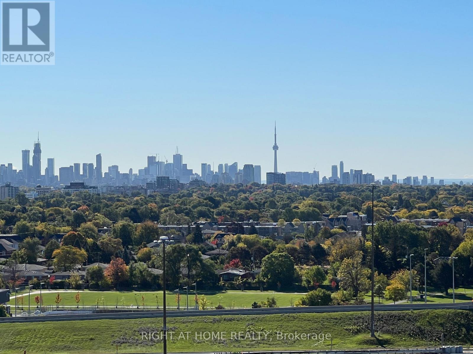 1509 - 8 Tippett Road, Toronto, Ontario  M3H 0E7 - Photo 27 - C12467790